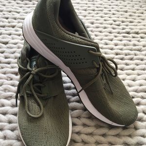 Champion Running Sneakers